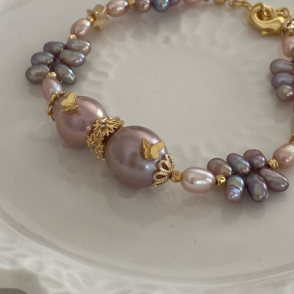 B78- Handmade Edison Pearl Butterfly Braided Bracelet - Picture 3 of 13
